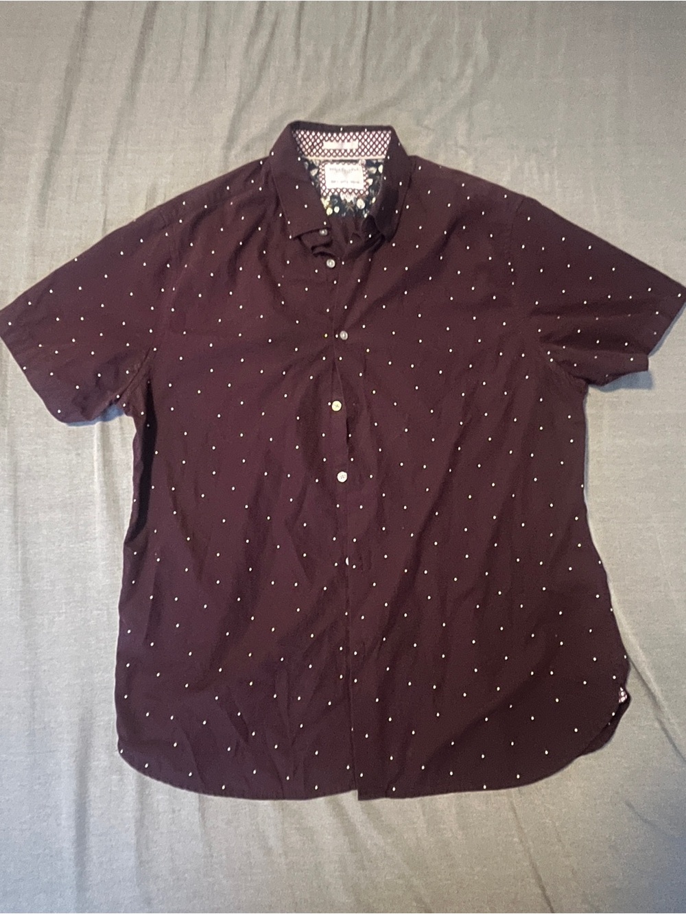 Denim & Flower Ricky Singh Burgundy Polka Dot Short Sleeve Button Down Size L